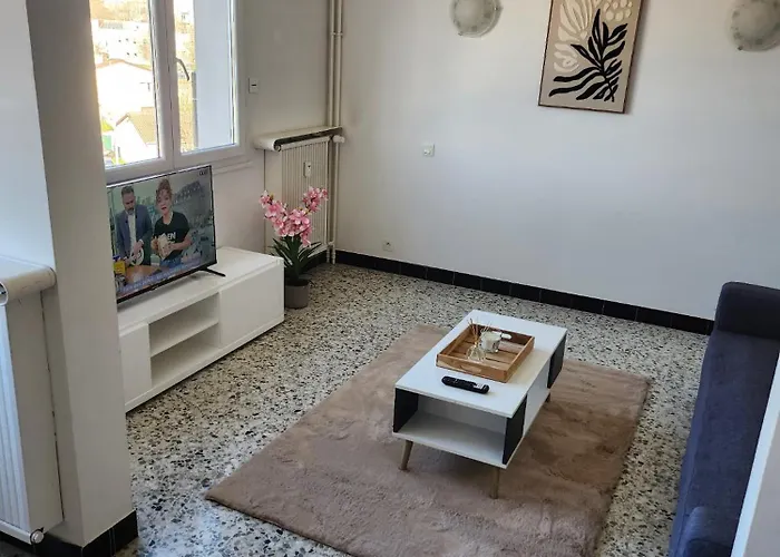 Appartement T3 Avec Garage Privatif