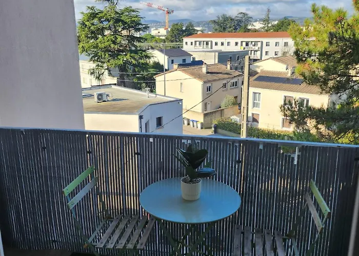 T3 Avec Garage Privatif *